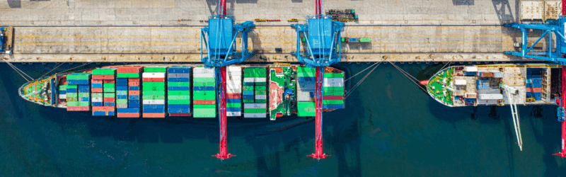 sustainable-procurement-shipping-port-containers